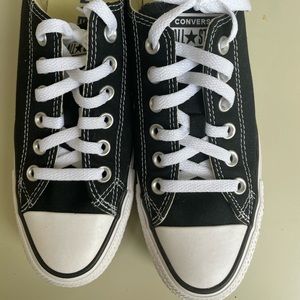 CONVERSE chuck taylor all star (size W7.5/M5.5)